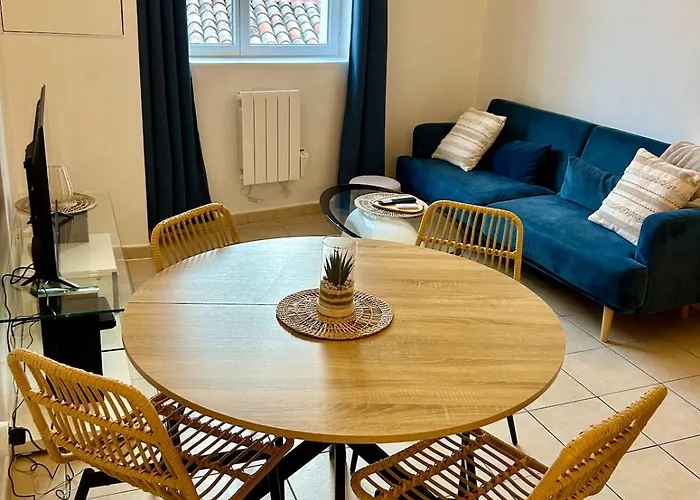 Duplex Sur Les Toits 3 Voyageurs Nimes